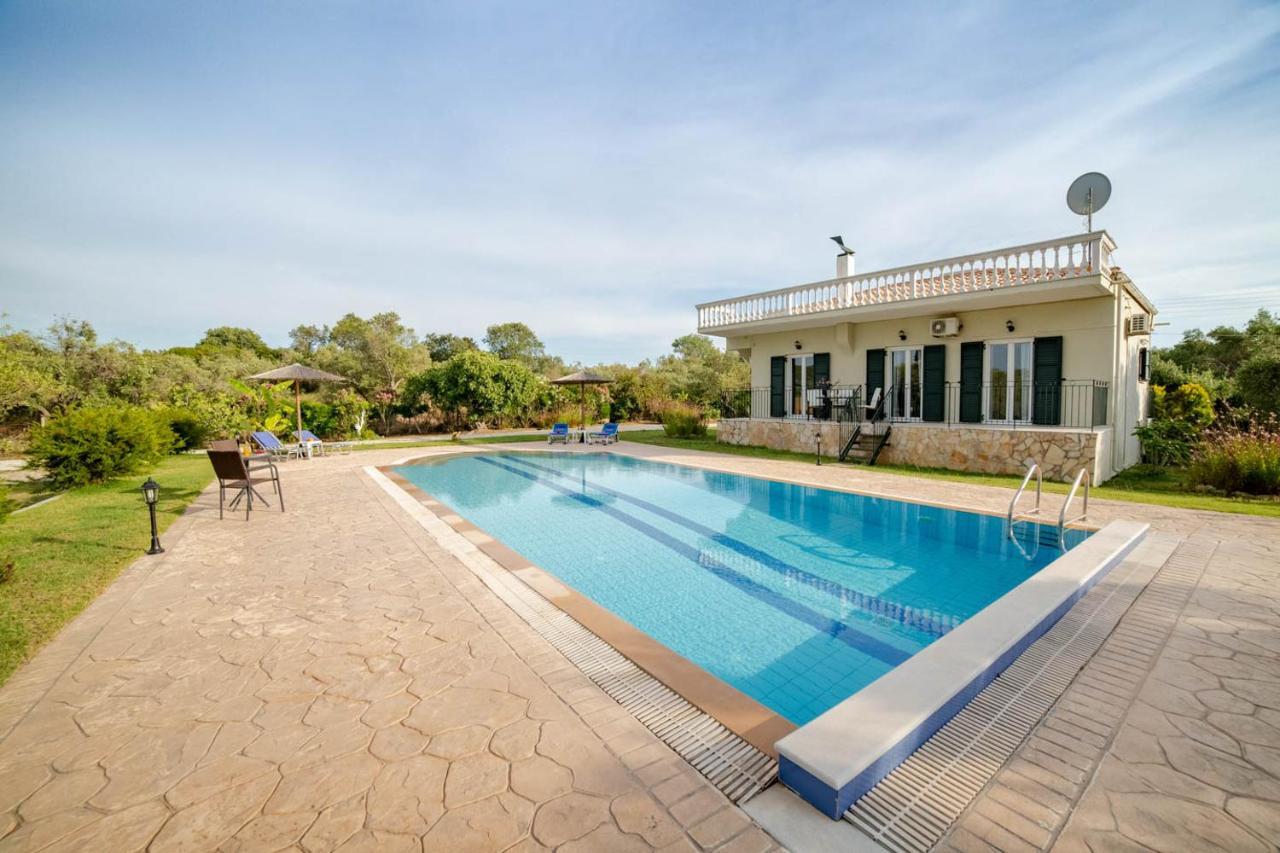 Villa Adonis Χαλικούνας Εξωτερικό φωτογραφία