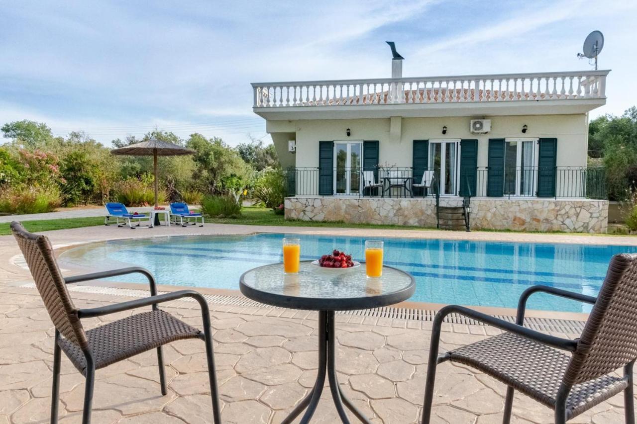 Villa Adonis Χαλικούνας Εξωτερικό φωτογραφία