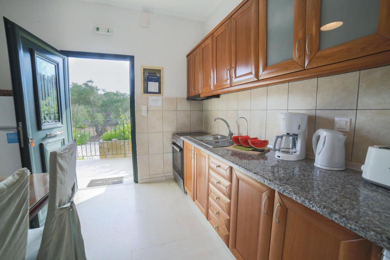 Villa Adonis Χαλικούνας Εξωτερικό φωτογραφία