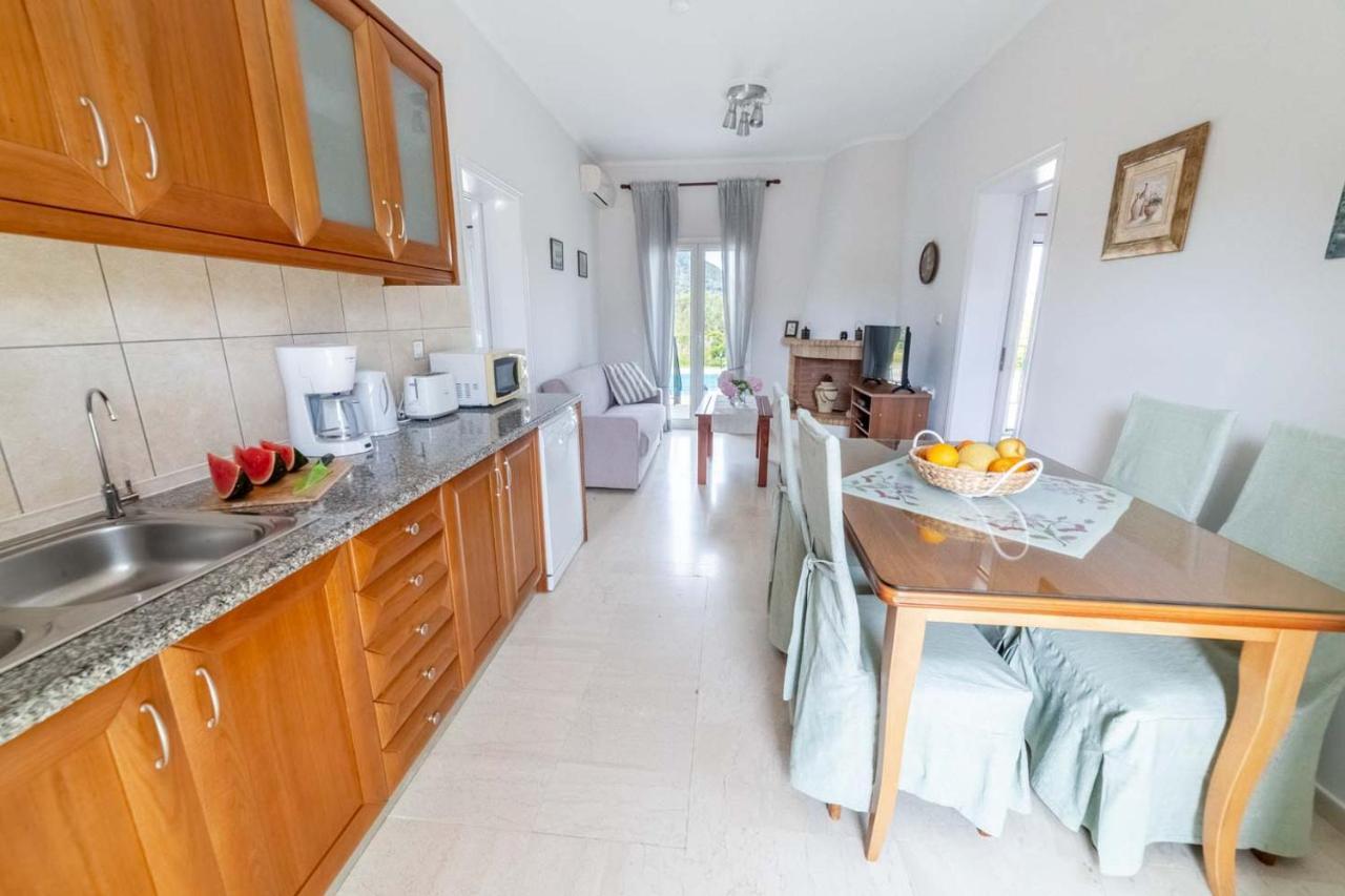 Villa Adonis Χαλικούνας Εξωτερικό φωτογραφία